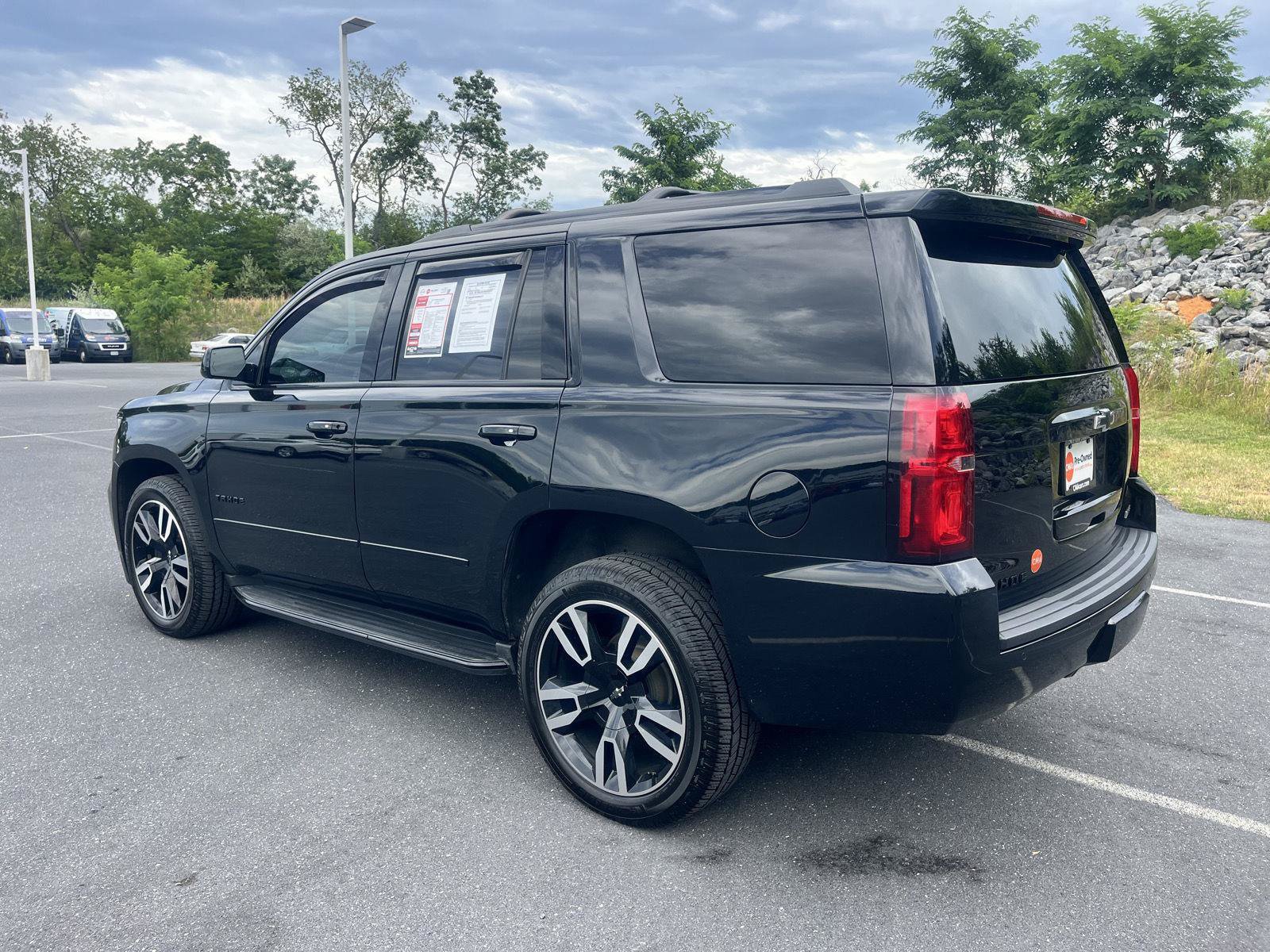 Used 2018 Chevrolet Tahoe Premier AWD/4WD image 7