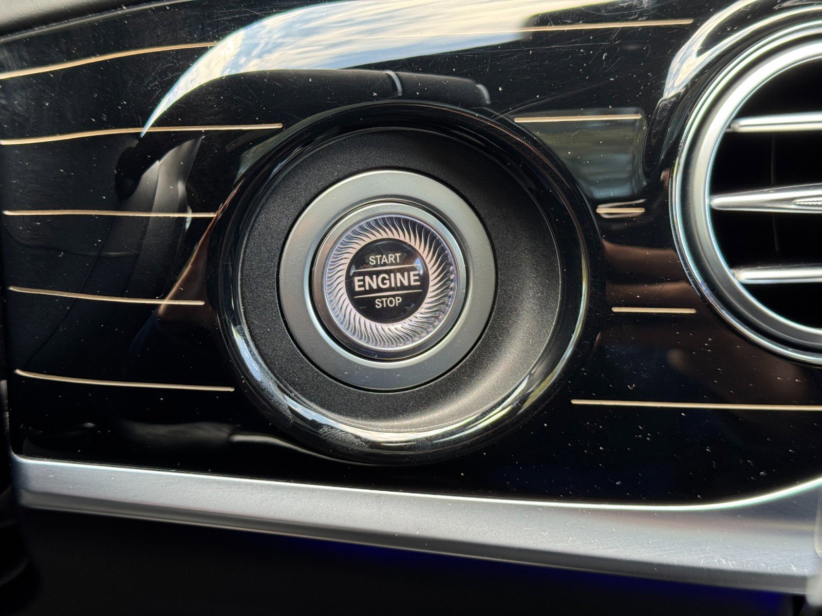 Used 2020 Mercedes-Benz Maybach S 560 4MATIC image 26
