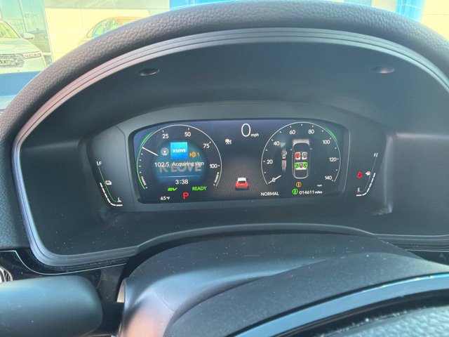 Used 2025 Honda Civic Sport Touring image 4