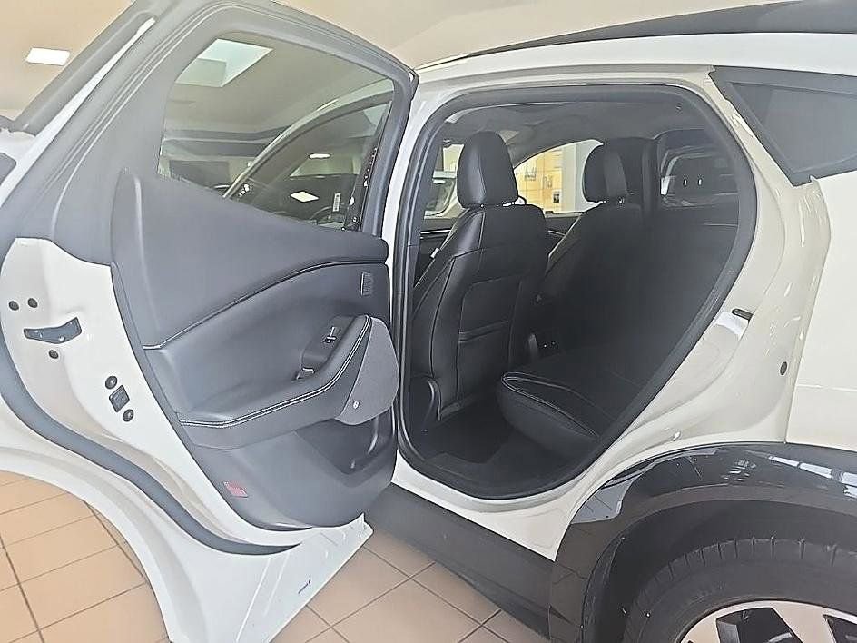 Used 2021 Ford Mustang Mach-E Premium image 29