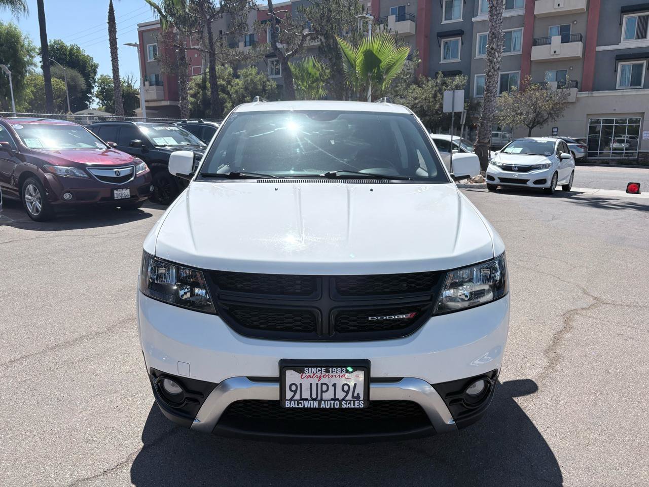 Used 2015 Dodge Journey Crossroad w/ Flexible Seating Group FWD image 2