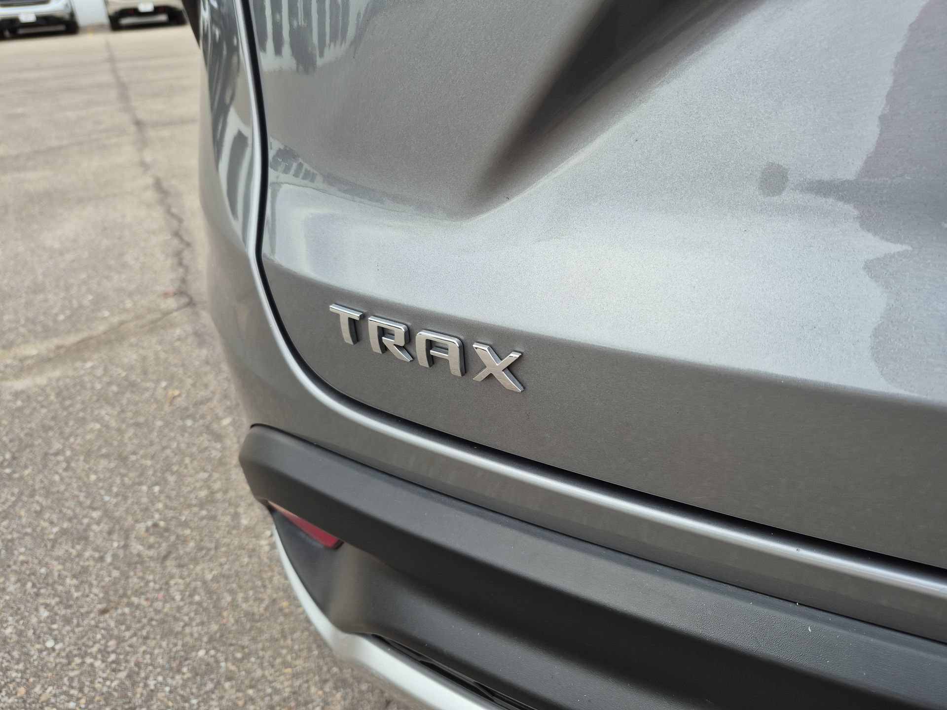 Used 2025 Chevrolet Trax LT FWD image 29