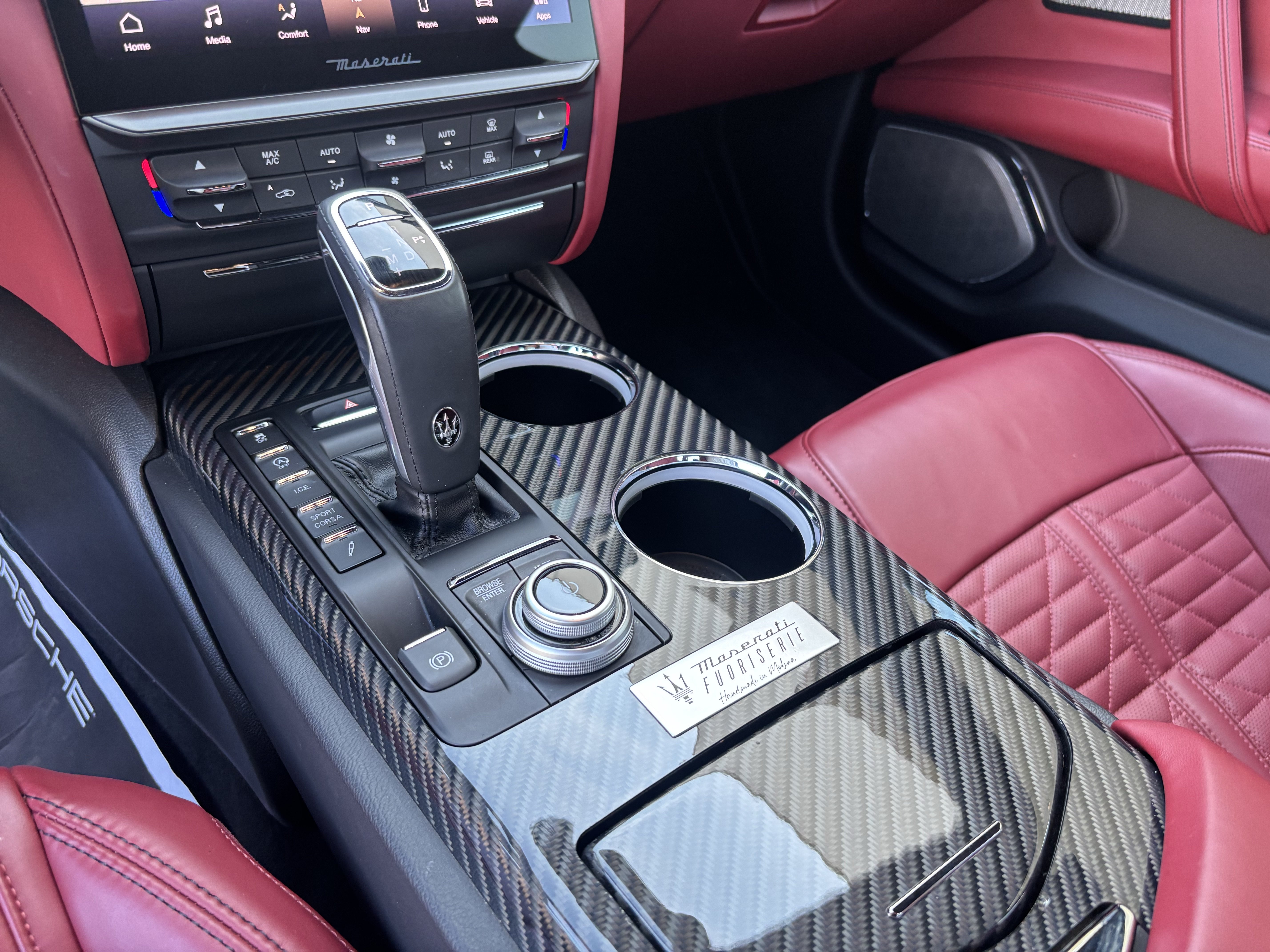 Used 2021 Maserati Quattroporte Trofeo RWD image 29