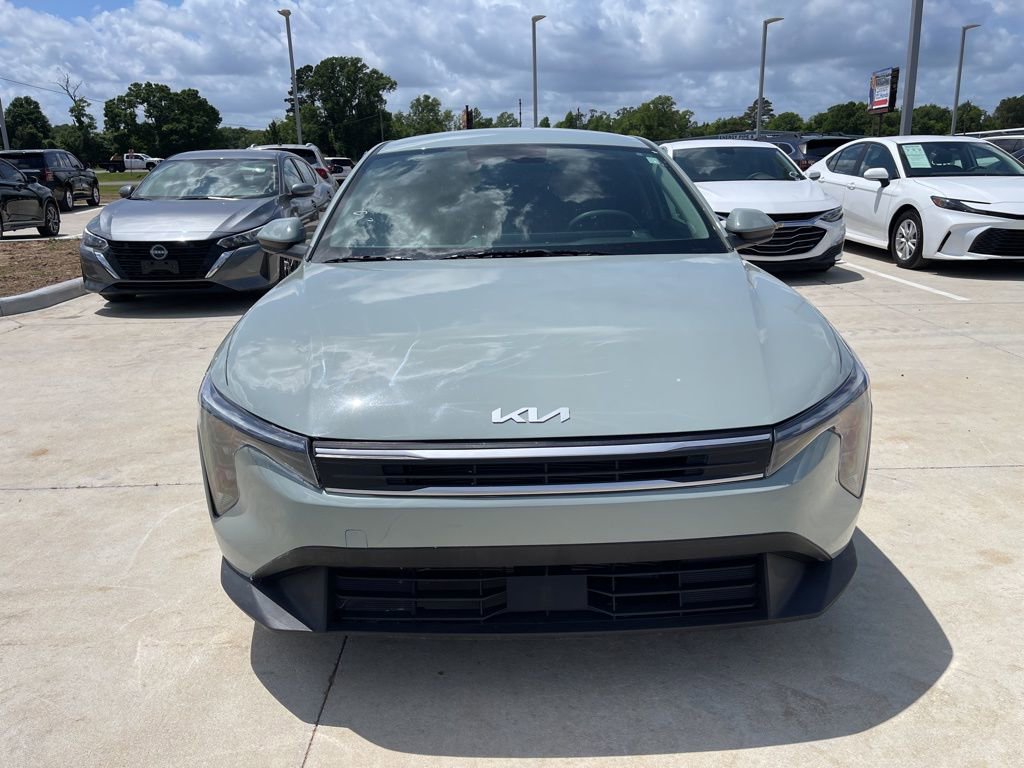 Used 2025 Kia K4 LXS image 2