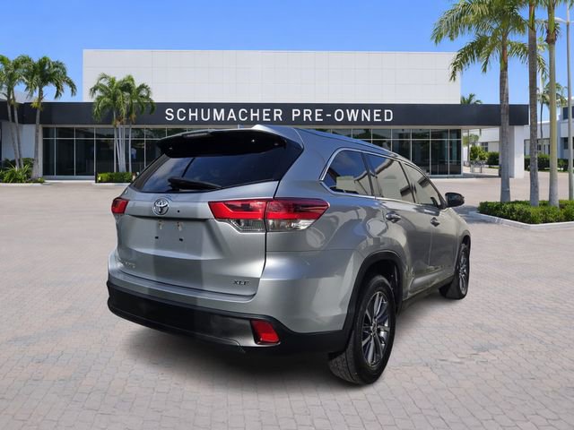 Used 2019 Toyota Highlander XLE image 7