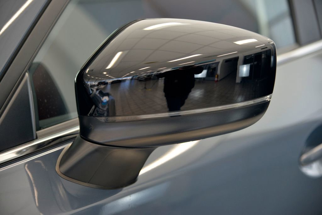 Used 2023 MAZDA CX-5 Carbon Edition image 12