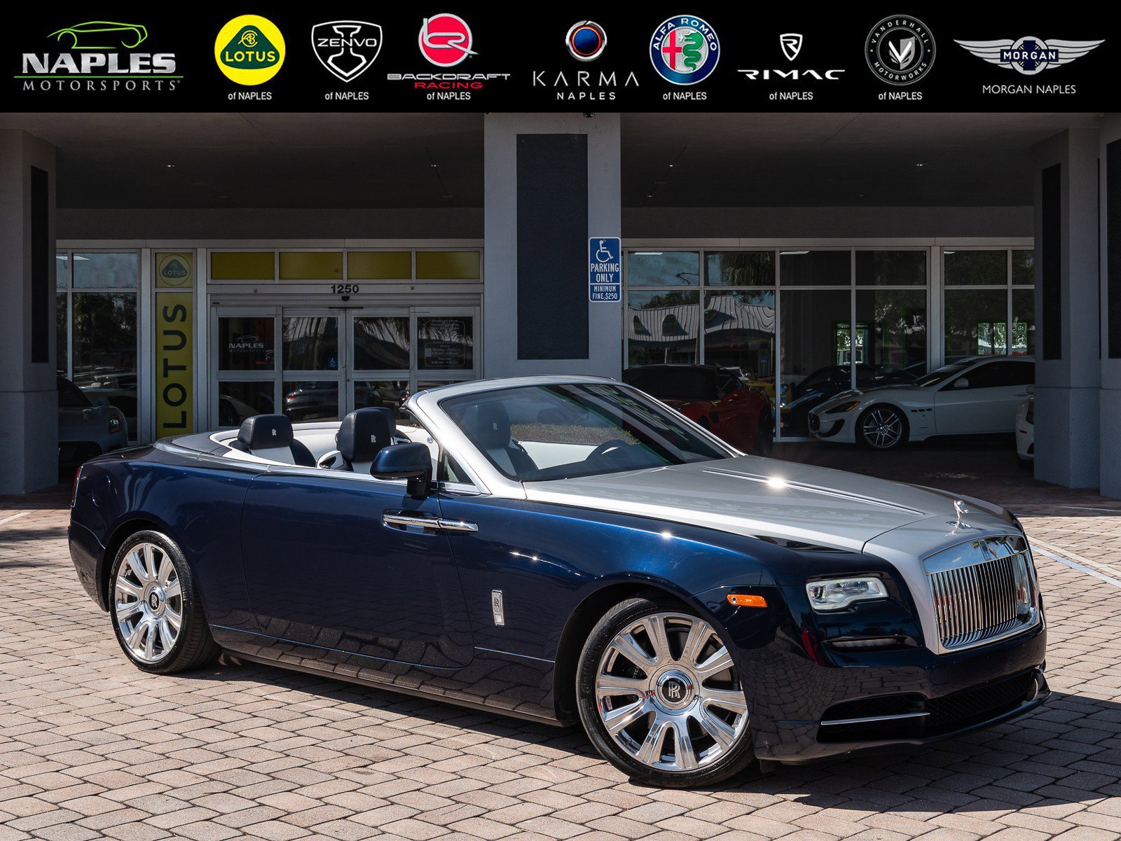 Used 2018 Rolls-Royce Dawn image 1