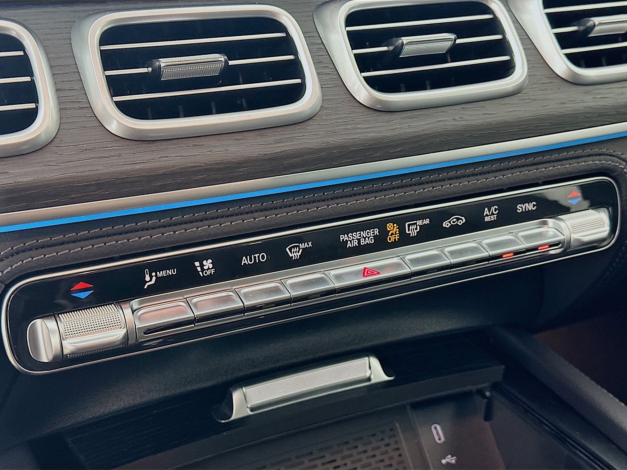Certified 2026 Mercedes-Benz GLS 450 4MATIC image 20