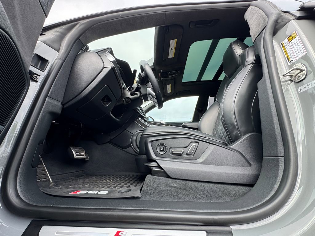 Used 2022 Audi SQ8 Prestige w/ Prestige Package AWD/4WD image 16