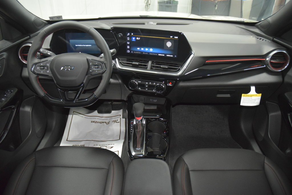 New 2026 Chevrolet Trax RS w/ Sunroof Package FWD image 29