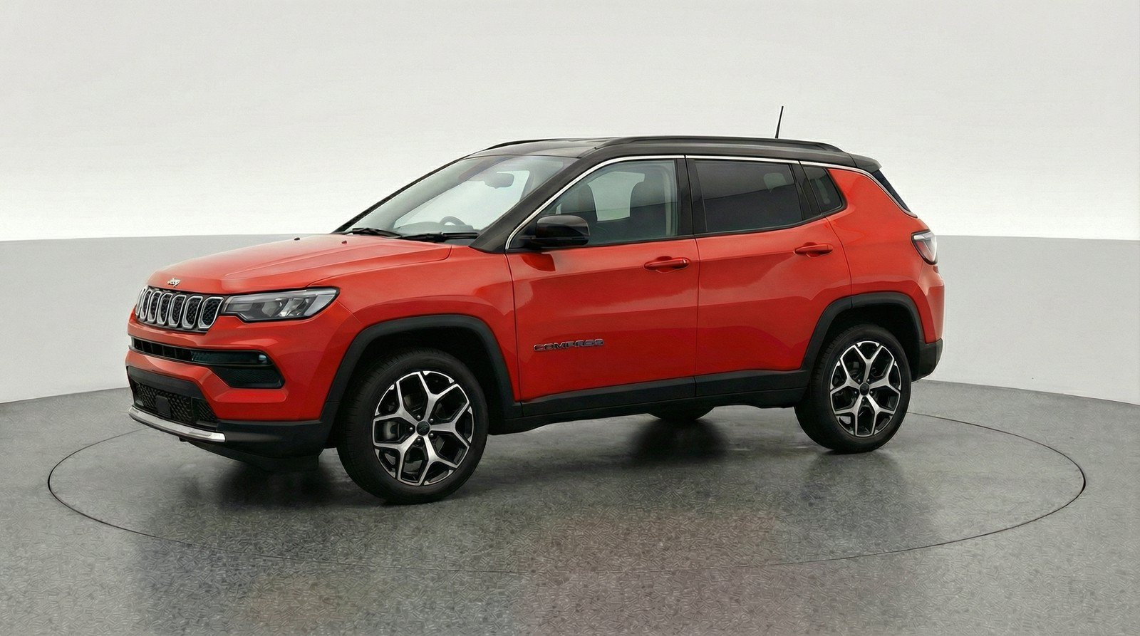 Used 2025 Jeep Compass Limited AWD/4WD image 3