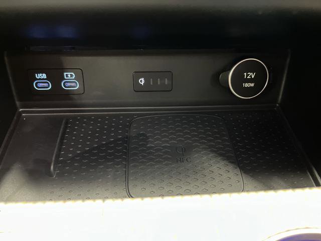 Used 2025 Genesis GV80 3.5T Prestige image 26