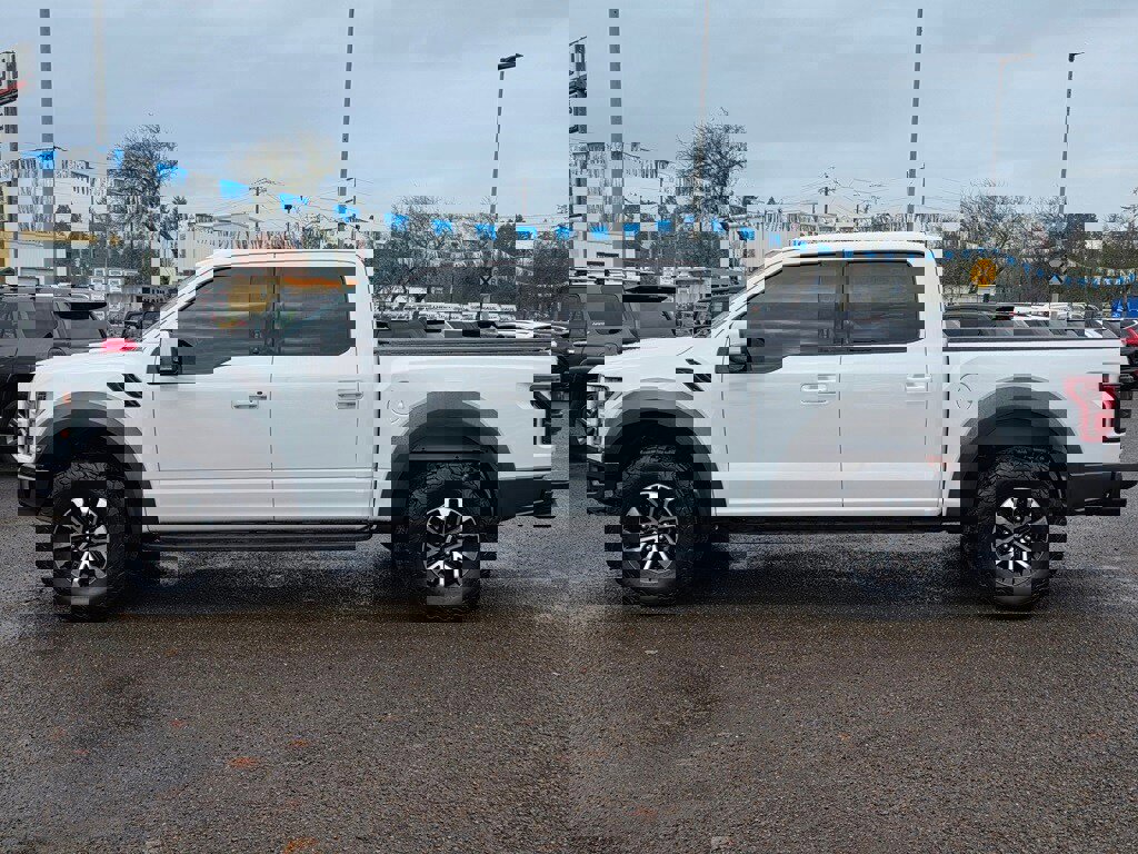 Used 2020 Ford F150 Raptor w/ Equipment Group 802A Luxury image 39