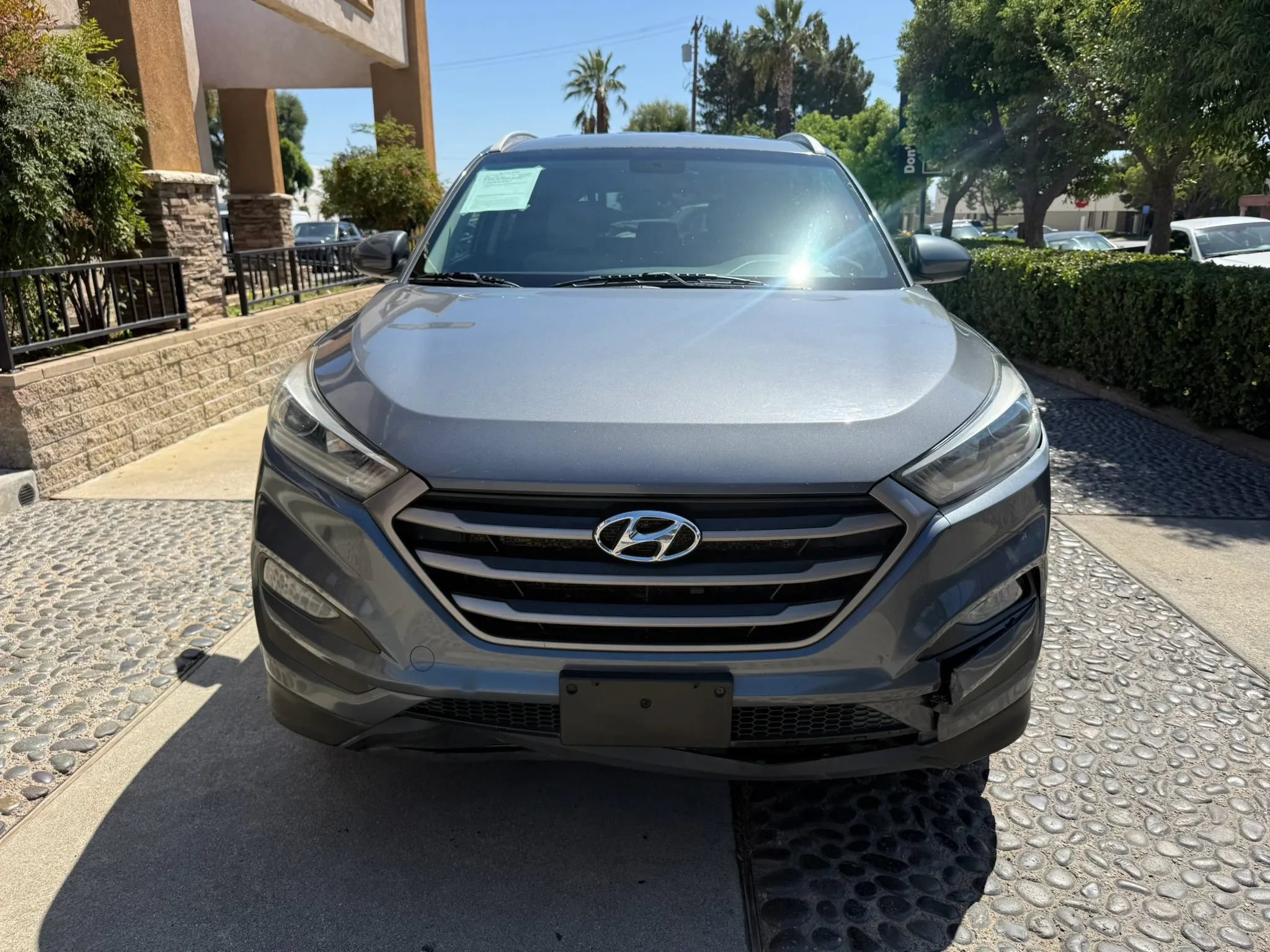 Used 2016 Hyundai Tucson SE w/ Option Group 02 AWD/4WD image 2