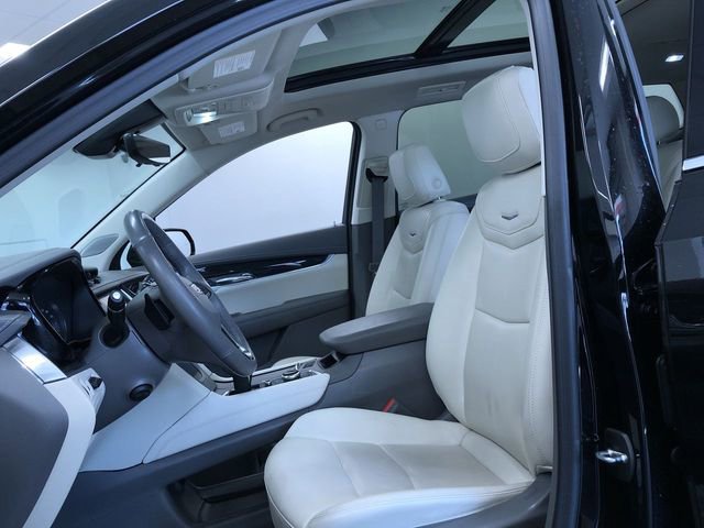 Used 2022 Cadillac XT6 Premium Luxury w/ Technology Package AWD/4WD image 11