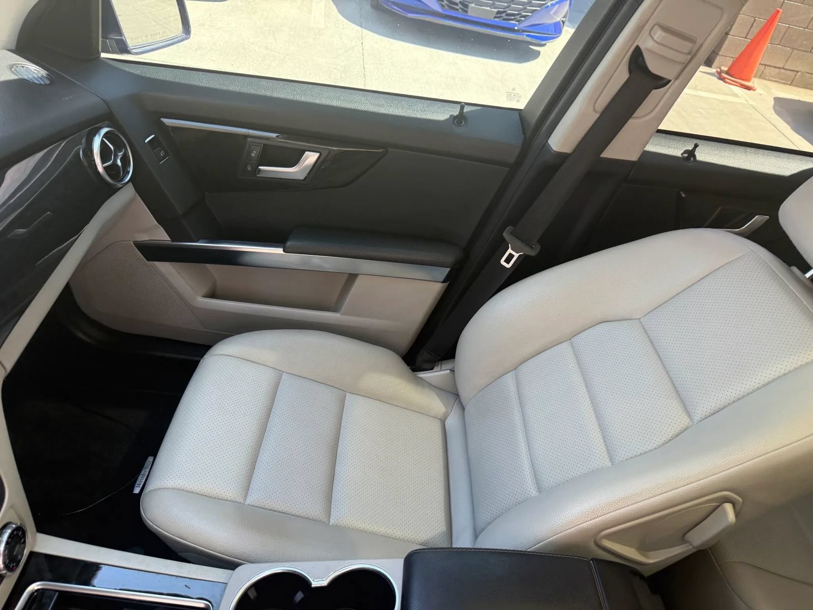 Used 2013 Mercedes-Benz GLK 250 BlueTEC 4MATIC image 16