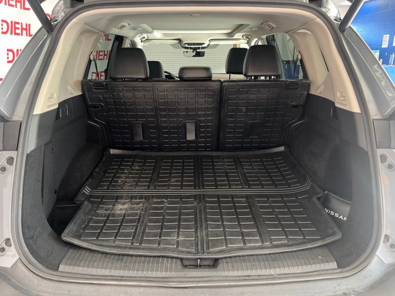 Used 2023 Nissan Rogue Platinum w/ Platinum Premium Package AWD/4WD image 6