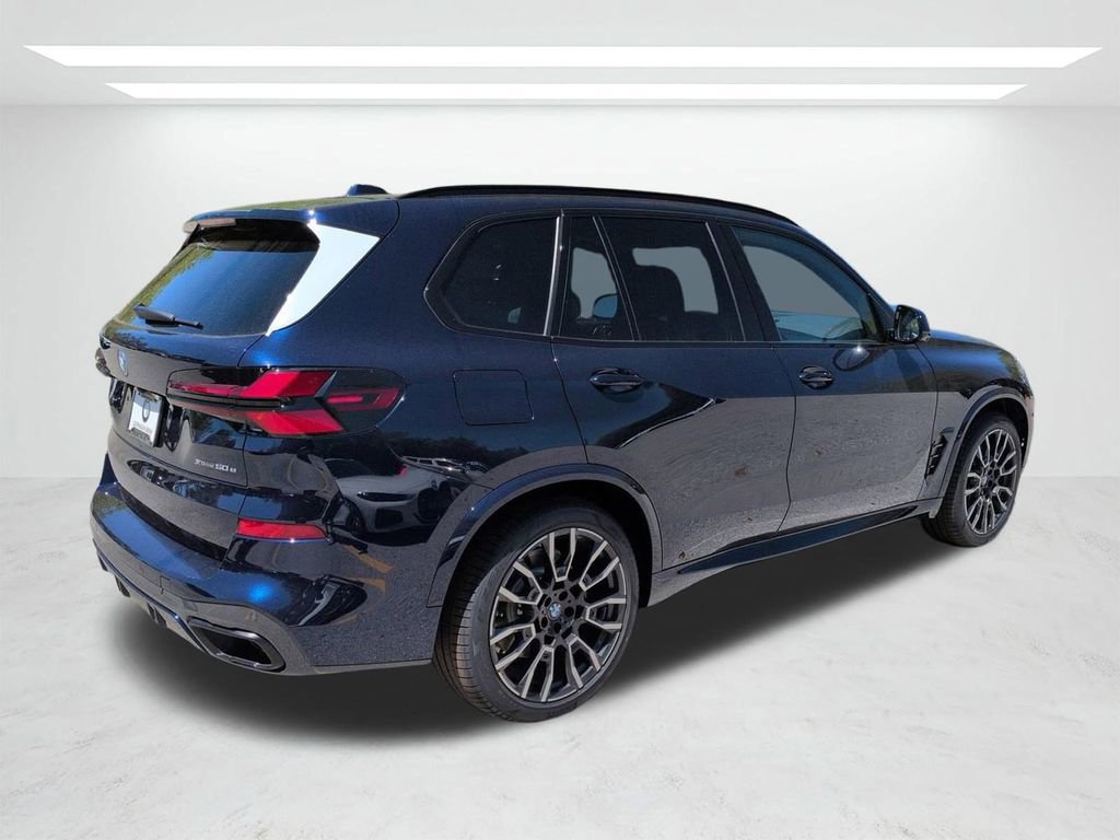 New 2026 BMW X5 xDrive50e w/ Executive Package image 4