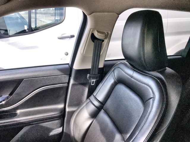 Used 2023 Lincoln Corsair Reserve image 23