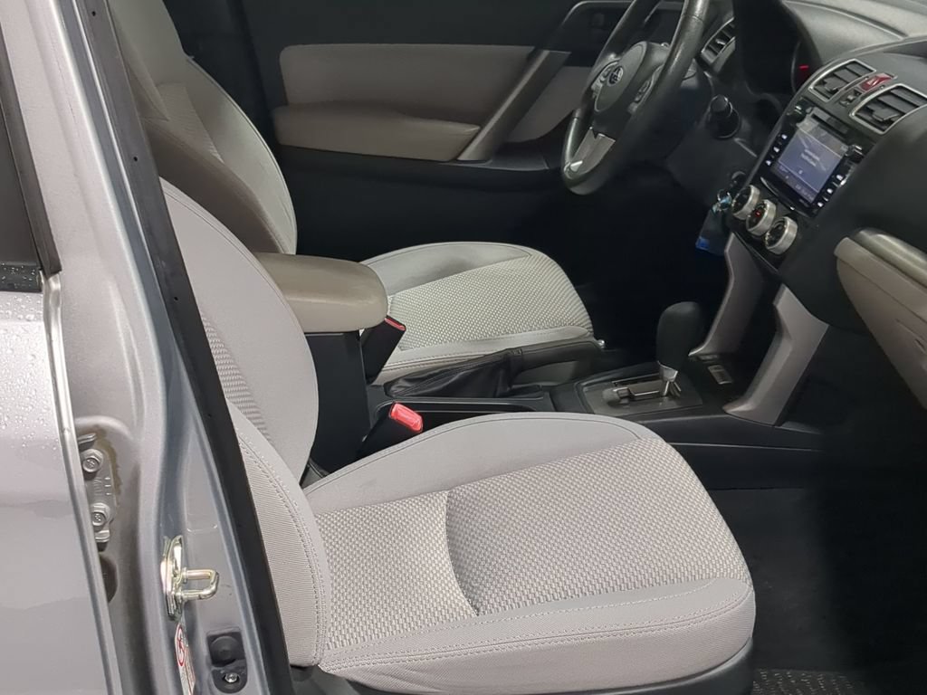 Used 2018 Subaru Forester 2.5i Premium w/ All-Weather Package AWD/4WD image 26