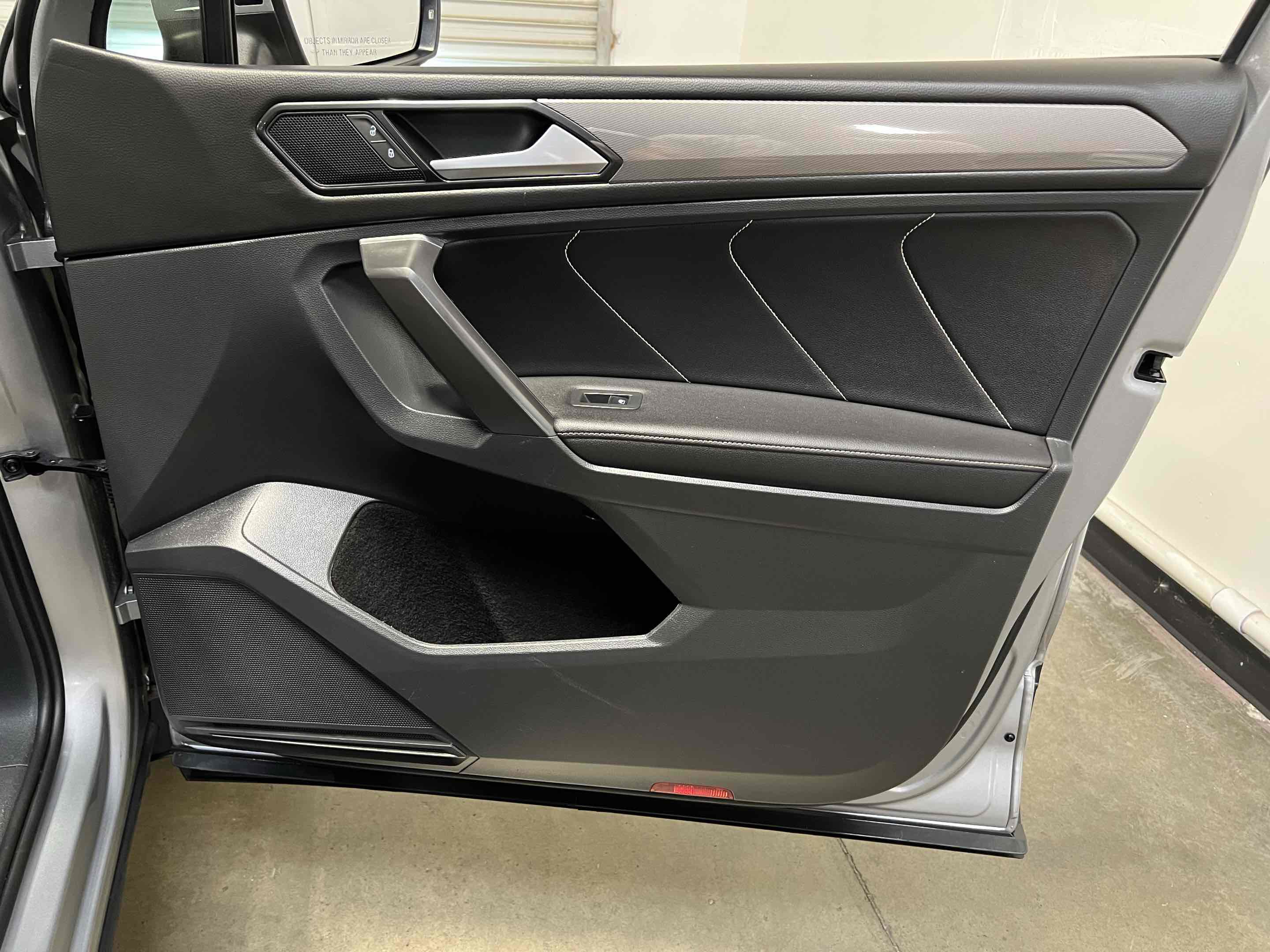 Used 2022 Volkswagen Tiguan SE image 72