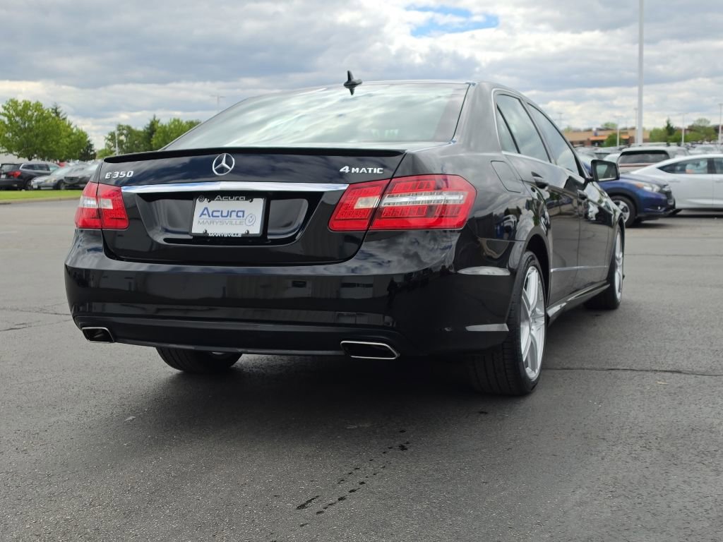 Used 2013 Mercedes-Benz E 350 4MATIC Sedan image 9