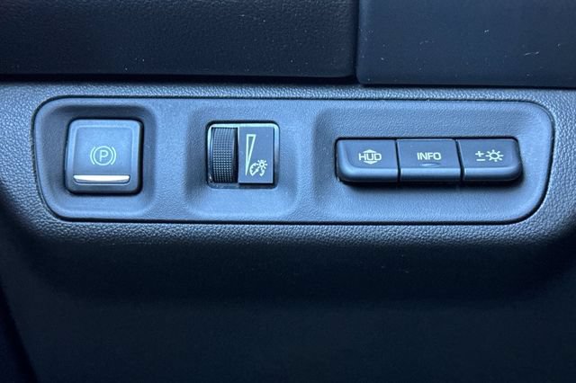 Used 2021 GMC Acadia Denali w/ Denali Technology Package FWD image 45