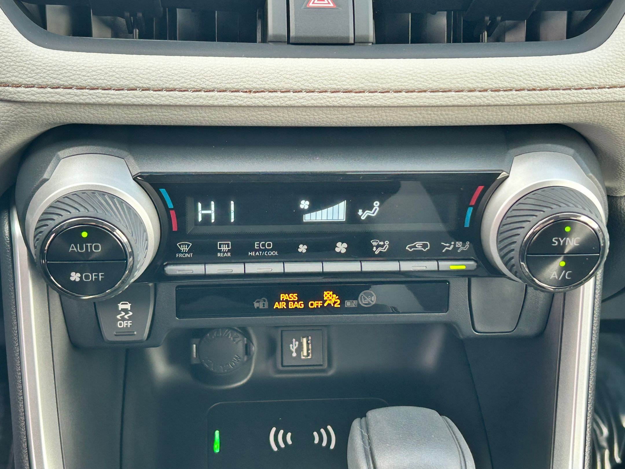 Certified 2025 Toyota RAV4 XLE image 22