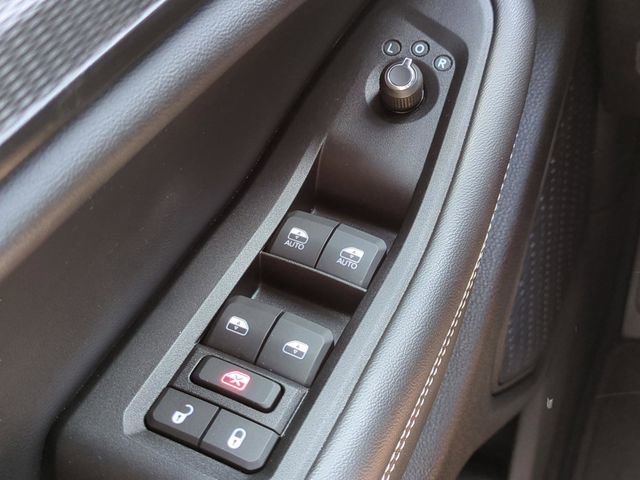 Used 2024 Jeep Grand Cherokee L Laredo RWD image 18