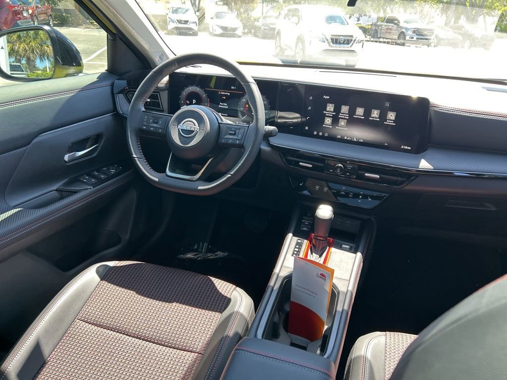 New 2026 Nissan Kicks SR w/ SR Premium Package FWD image 10