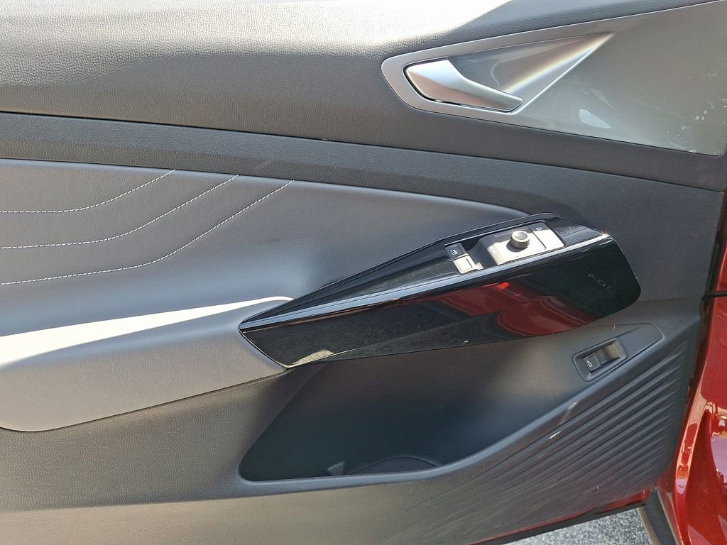 Used 2023 Volkswagen ID.4 Pro S image 12