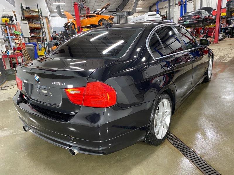 Used 2011 BMW 335i xDrive Sedan image 4