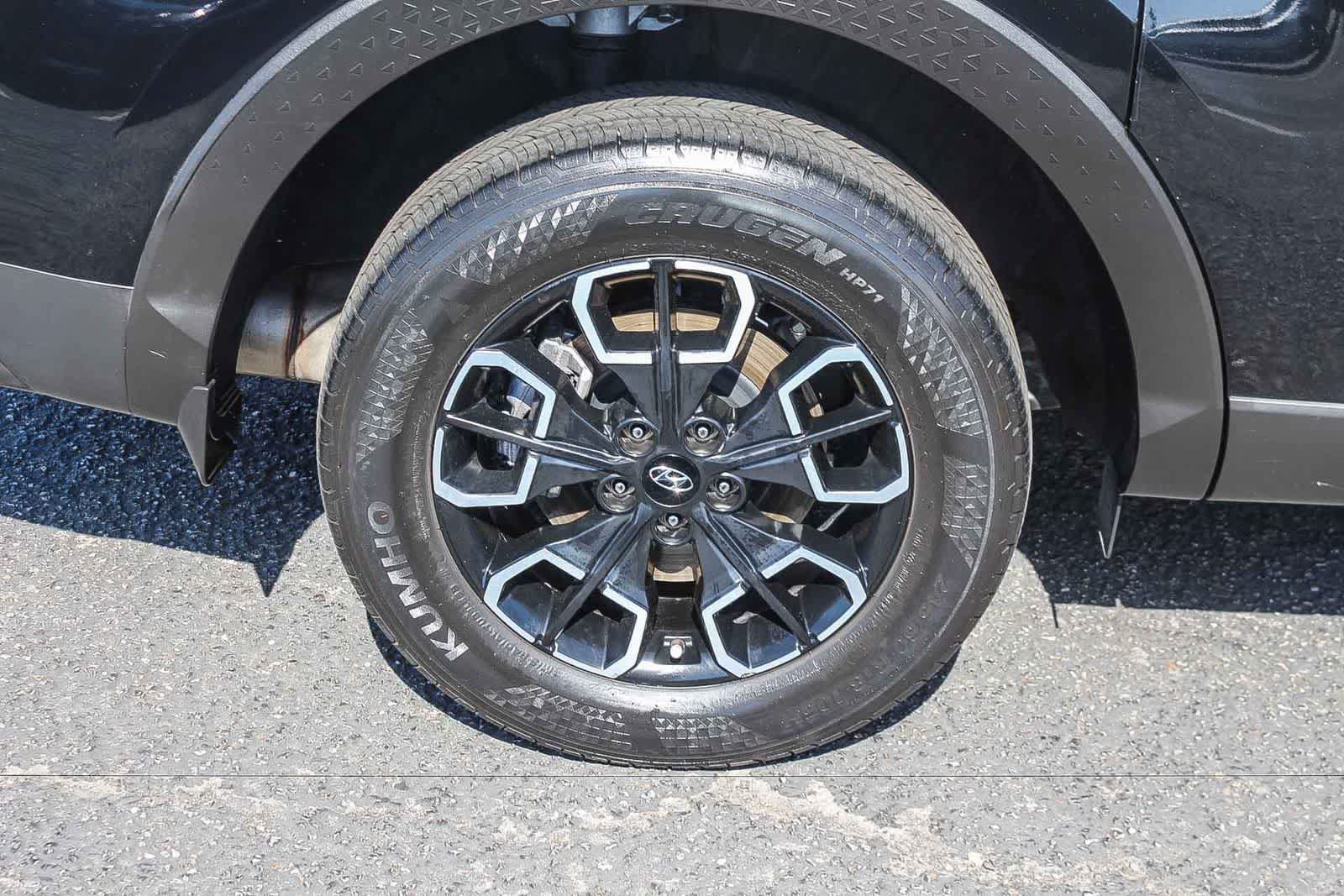 Certified 2023 Hyundai Santa Cruz SEL FWD image 10