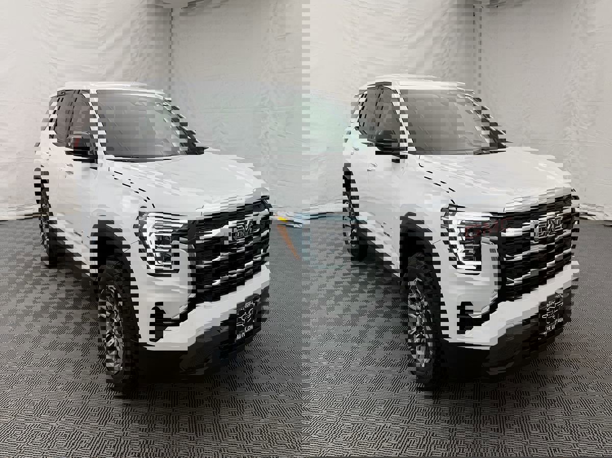 Used 2026 GMC Terrain Elevation image 3