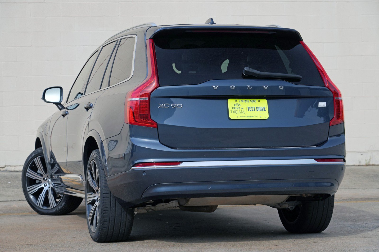 Used 2023 Volvo XC90 T8 Core AWD/4WD image 6
