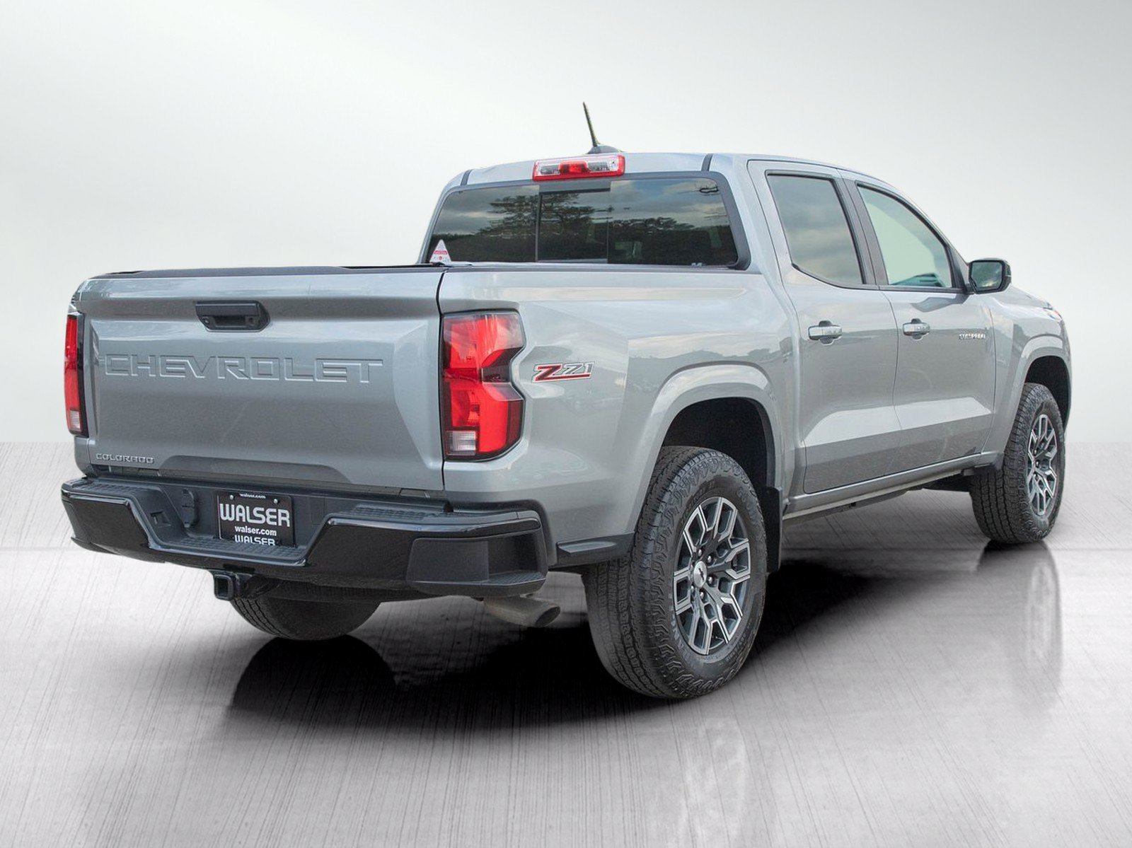 Used 2023 Chevrolet Colorado Z71 w/ Z71 Convenience Package 2 AWD/4WD image 5