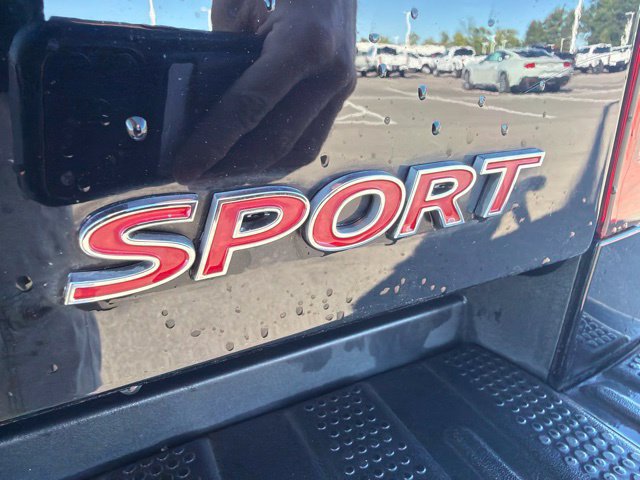 Used 2025 Honda Ridgeline Sport image 9