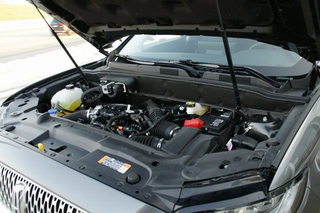 Used 2023 Lincoln Nautilus Reserve w/ Equipment Group 201A image 13