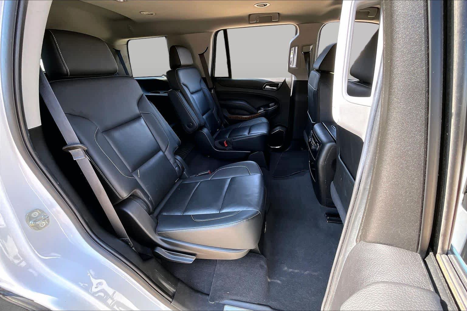 Used 2020 Chevrolet Tahoe Premier AWD/4WD image 18