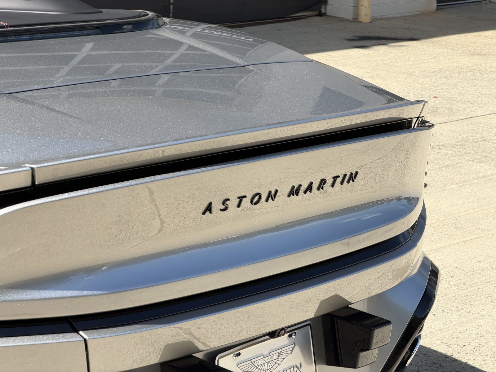 New 2026 Aston Martin Vanquish Convertible RWD image 8