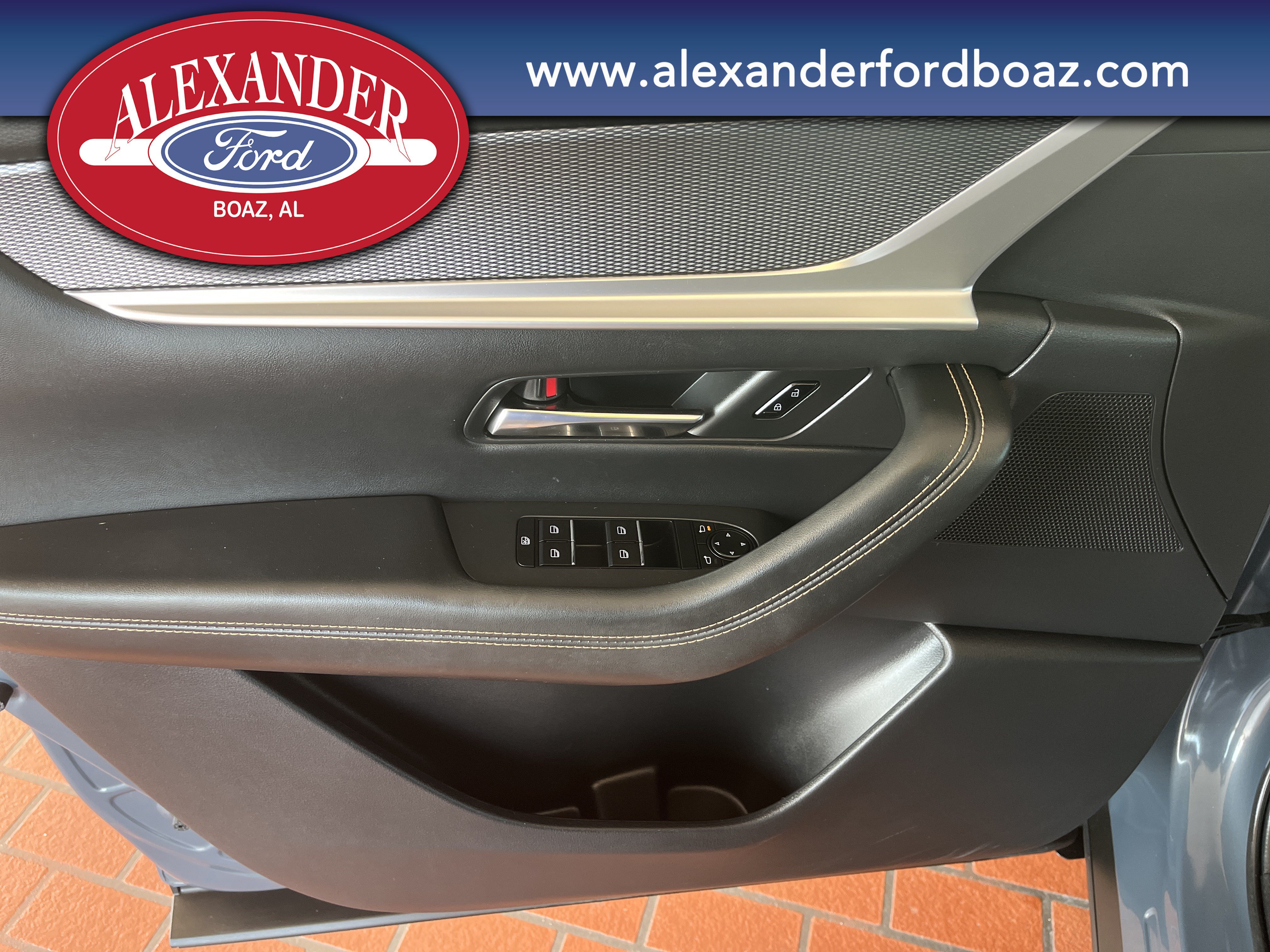 Used 2025 MAZDA CX-70 3.3 Turbo w/ Preferred Package AWD/4WD image 10