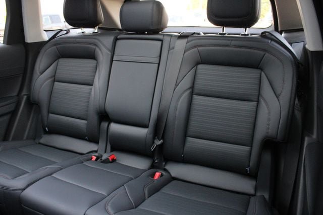 New 2026 Lincoln Nautilus Reserve w/ Jet Appearance Package AWD/4WD image 24