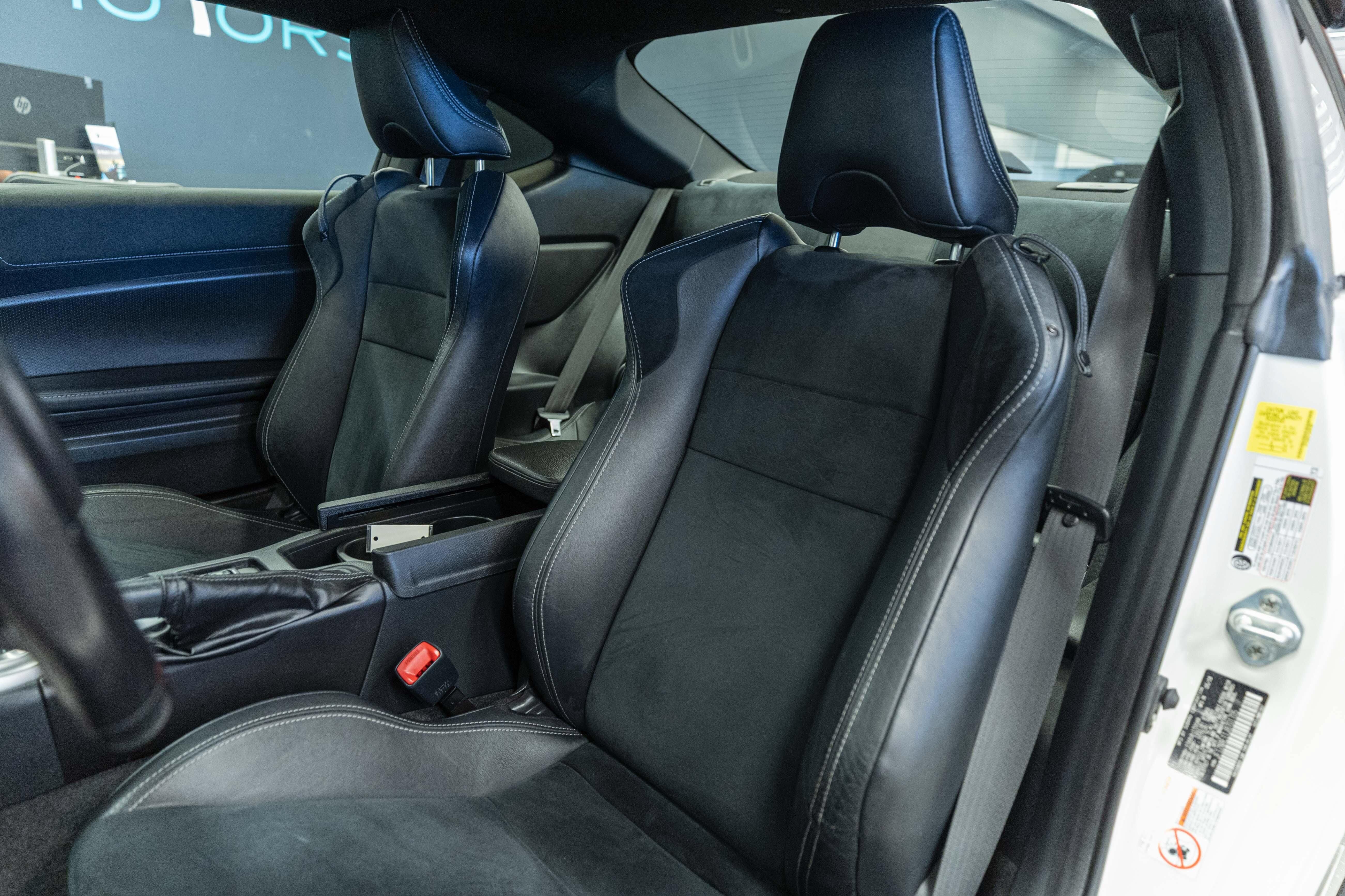 Used 2018 Toyota 86 RWD image 9