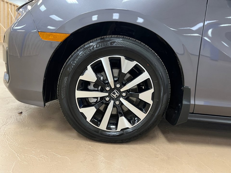 Certified 2026 Honda Odyssey EX-L image 27