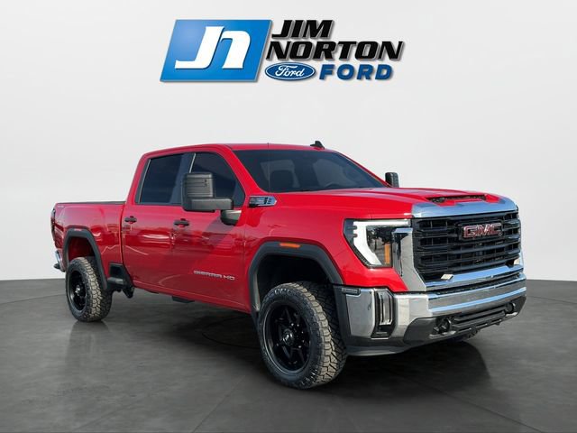 Used 2025 GMC Sierra 2500 Pro image 1