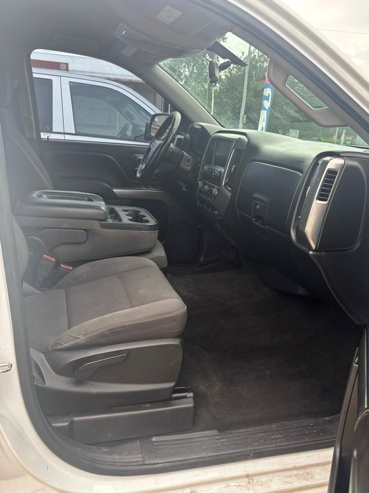 Used 2018 Chevrolet Silverado 1500 LT w/ Texas Edition RWD image 8