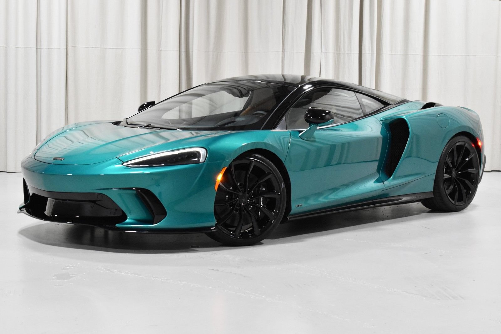 New 2027 McLaren GTS RWD image 1