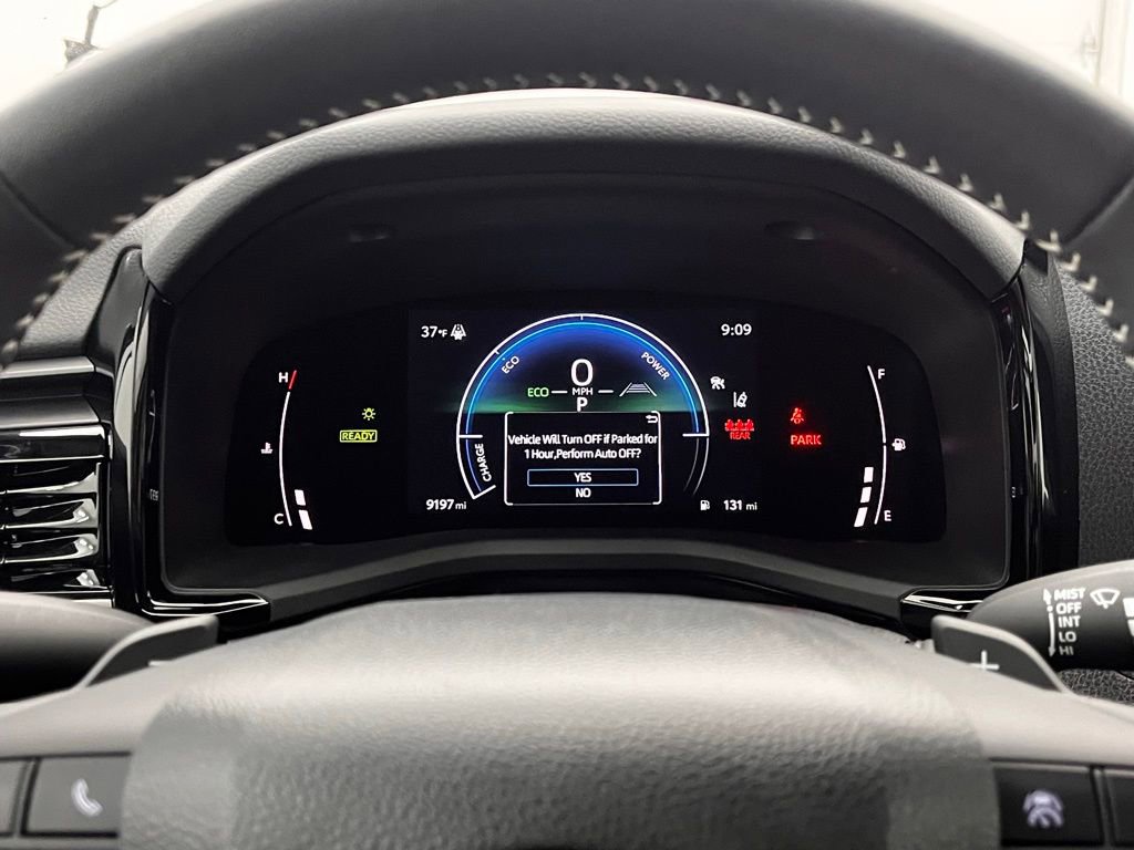 Used 2025 Toyota Camry SE image 23