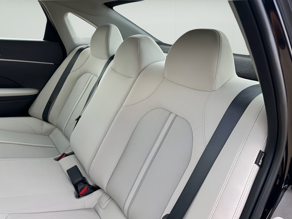 Used 2025 Hyundai Sonata SE image 26