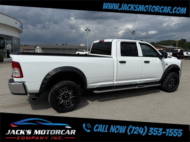 Used 2024 RAM 3500 Tradesman w/ Chrome Appearance Group AWD/4WD image 10